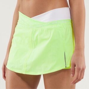 Lululemon Run Pace Skort Women’s Sz 6 Green Wagon Stripe Faded Zap Athleisure